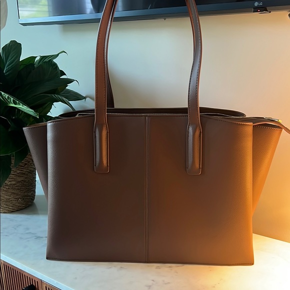 Freja Paloma Tote Pecan - Picture 1 of 15